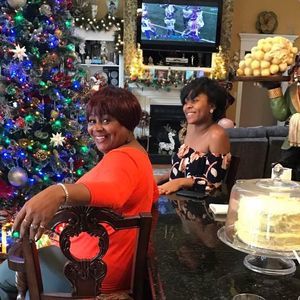 Meet your Posher, Selena