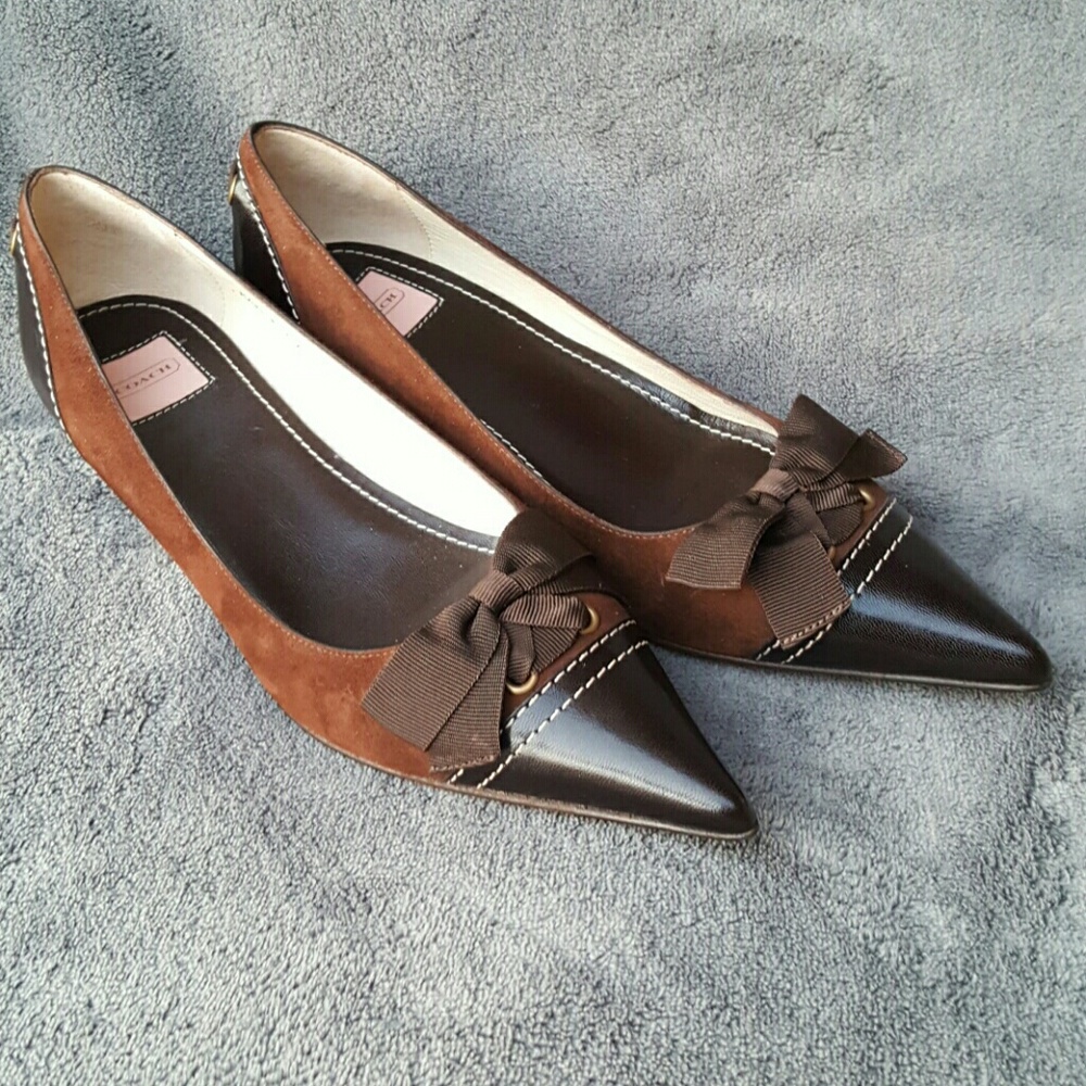 Coach Tulla Brown Kitten Bow Pump