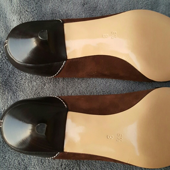 Coach Tulla Brown Kitten Bow Pump - Picture 4 of 8