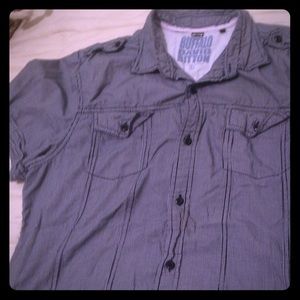 Short sleeve button down