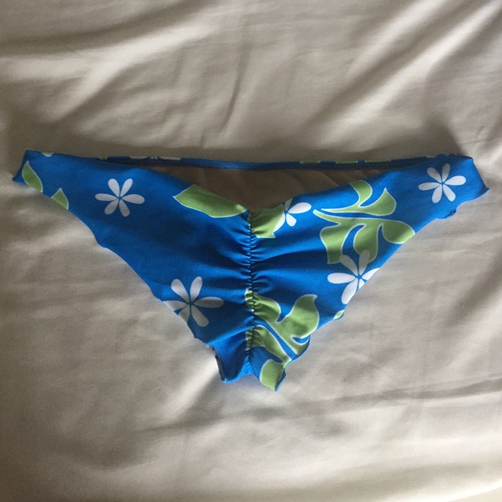Poshpua Niu Blue Tiare Bottoms