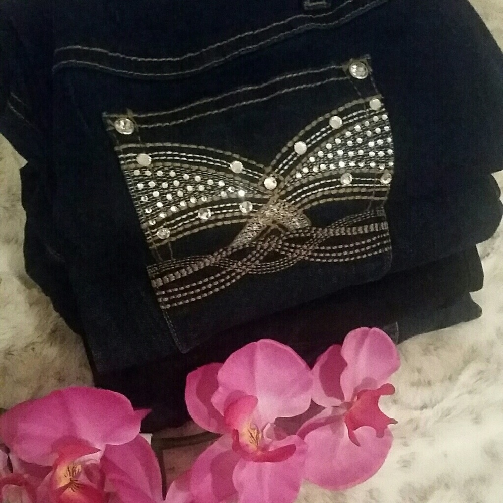 Denim pants with rhinestone pocket detail