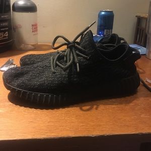 Yeezy boost 350 UA