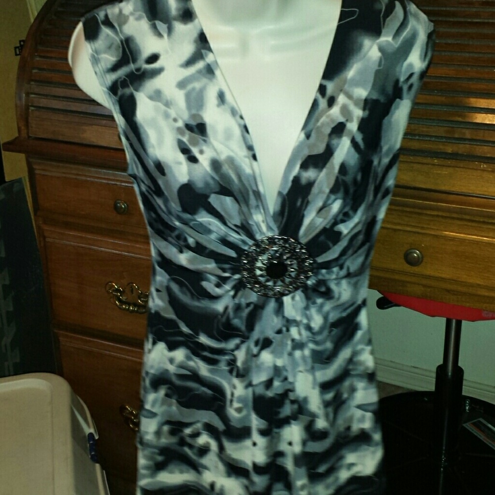 Ladies studio Y Baby doll size small