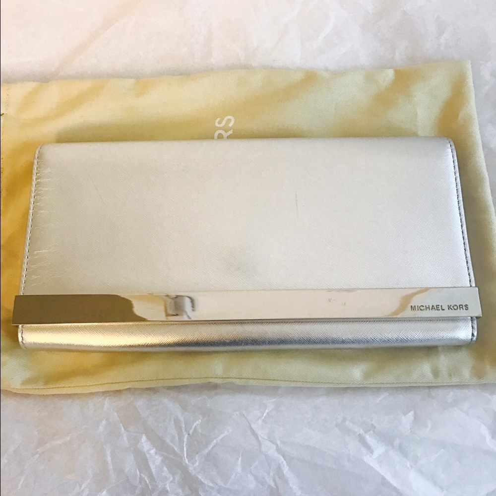 Michael Kors Collection Tilda Clutch - Picture 1 of 4