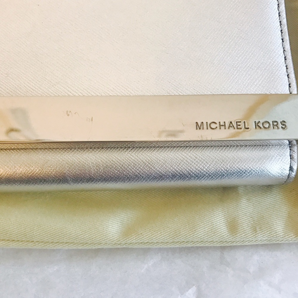 Michael Kors Collection Tilda Clutch - Picture 2 of 4