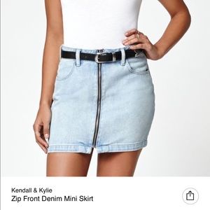 Kendall & Kylie PacSun Front zip denim mini skirt