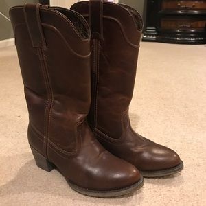 Ariat Cowgirl boots