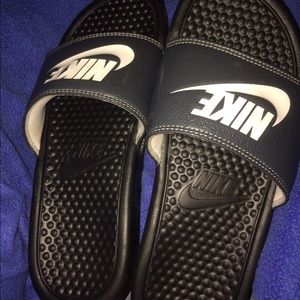 nike slides