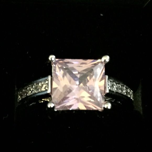 🟢 5/45 Princess Cut Silver 925 Light Pink Ring - Picture 8 of 8