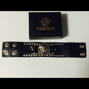 Versace men bracelet and cufflinks vintage auth.