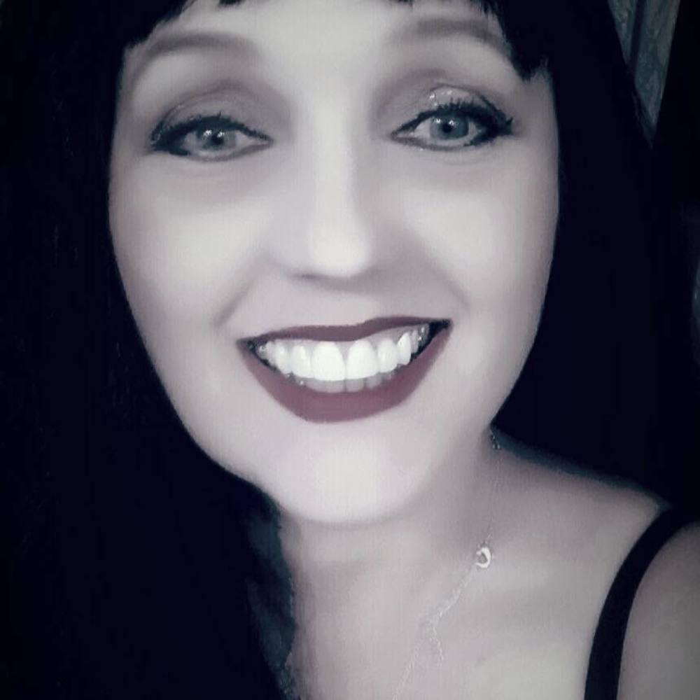 Meet your Posher, Savannah