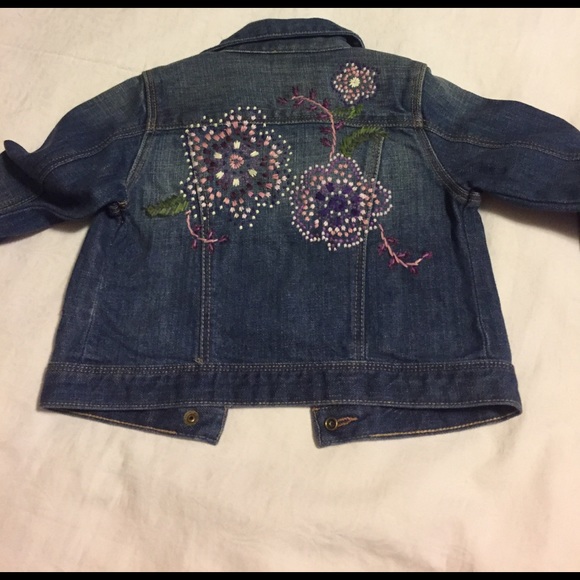 Nwot embroidered Jean jacket - Picture 2 of 2
