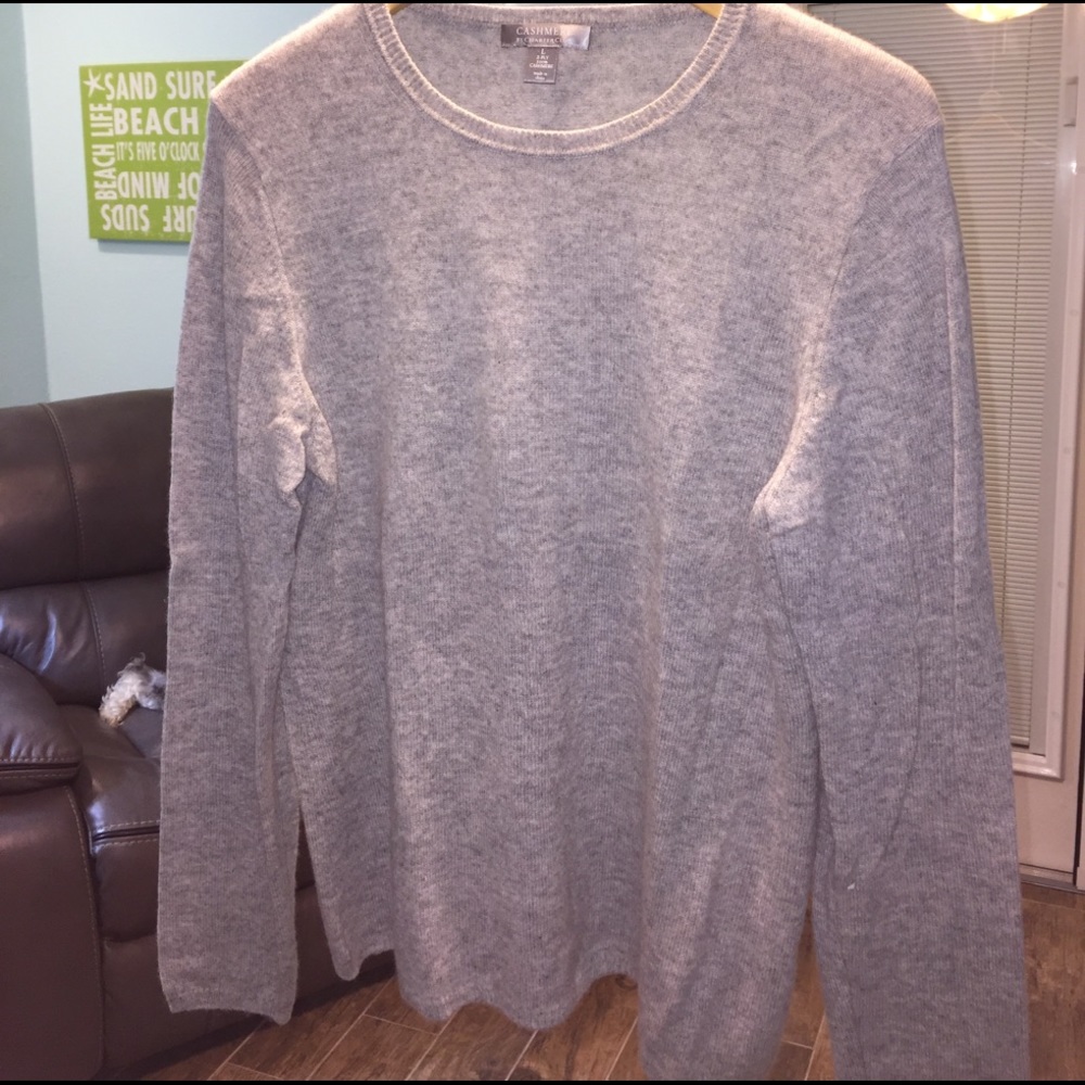 Gray Cashmere size L Crew neck Sweater