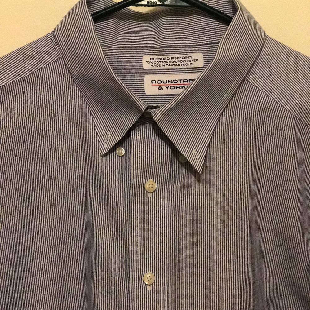 Roundtree & Yorke button down shirt.  Super nice!