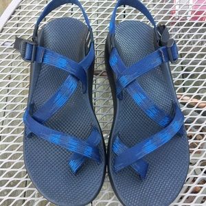 Men's Chacos with blue pattern straps
