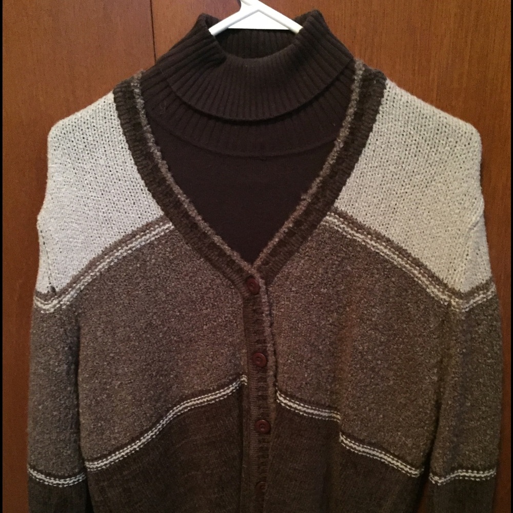 Turtle neck & sweater