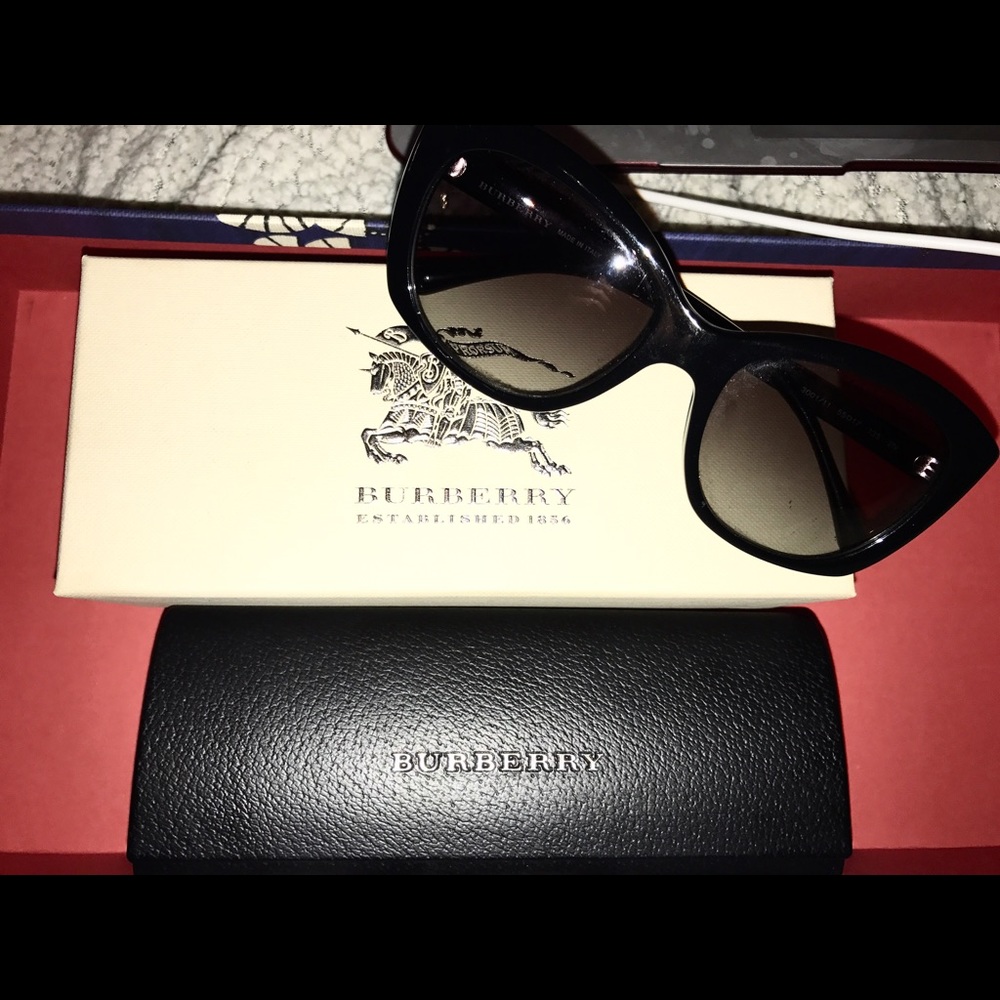 Authentic Burberry sunglasses/ eyewear