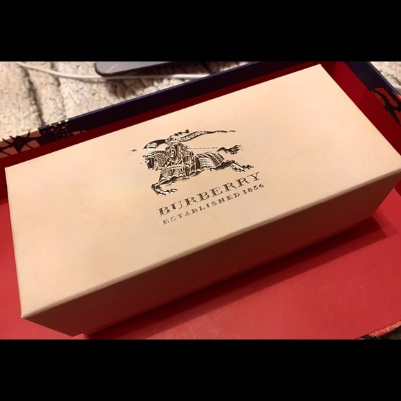 Authentic Burberry sunglasses/ eyewear main image 5