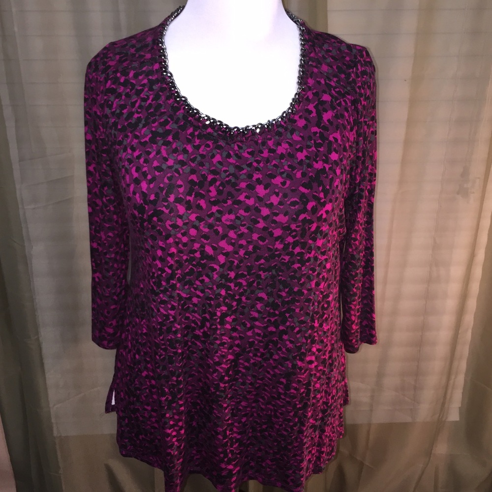 🛍Sale🛍 Never been worn Rafaella shirt