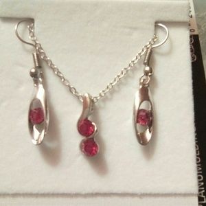 Crystal necklace and earrings pink blue or clear