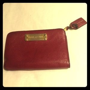 MARC JACOBS- RED LEATHER WALLET