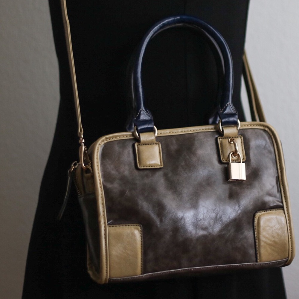 Olive green mini shoulder bag