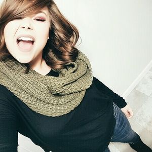 Meet your Posher, Tiffany