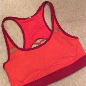 Lululemon sz 4 caged- back bra