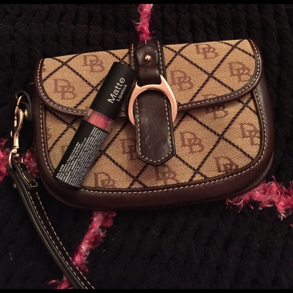 NWOT Dooney & Bourke 100% AUTH. Brown Stitched - Picture 5 of 5