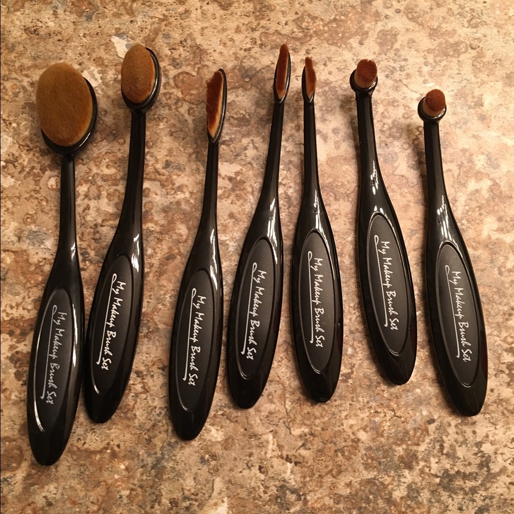 Make up brush set