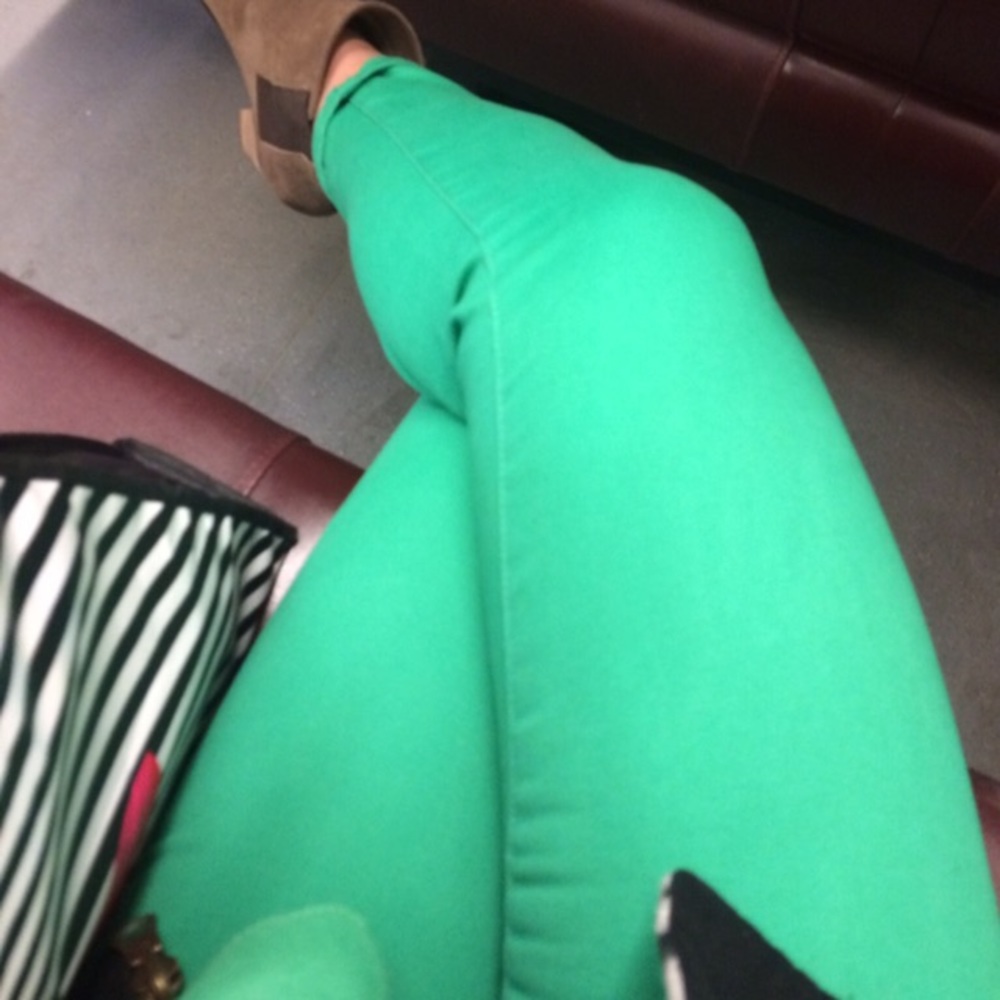 4/25🍀Adorable Kelly Green Ankle Pants sz 3 🍀 - Picture 2 of 7