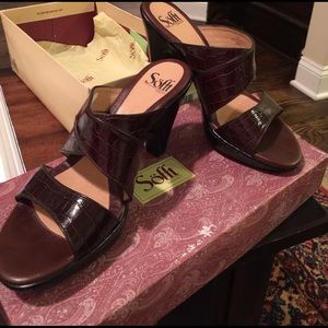 Sandals. Never worn.