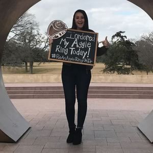 Meet your Posher, Tori