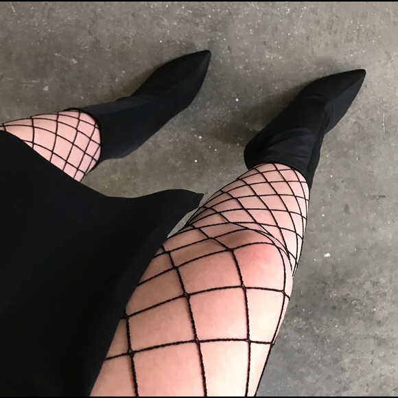 Oversized fishnet tights - Picture 3 of 3