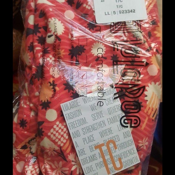 LuLaRoe Palm trees TC leggings - Picture 4 of 4