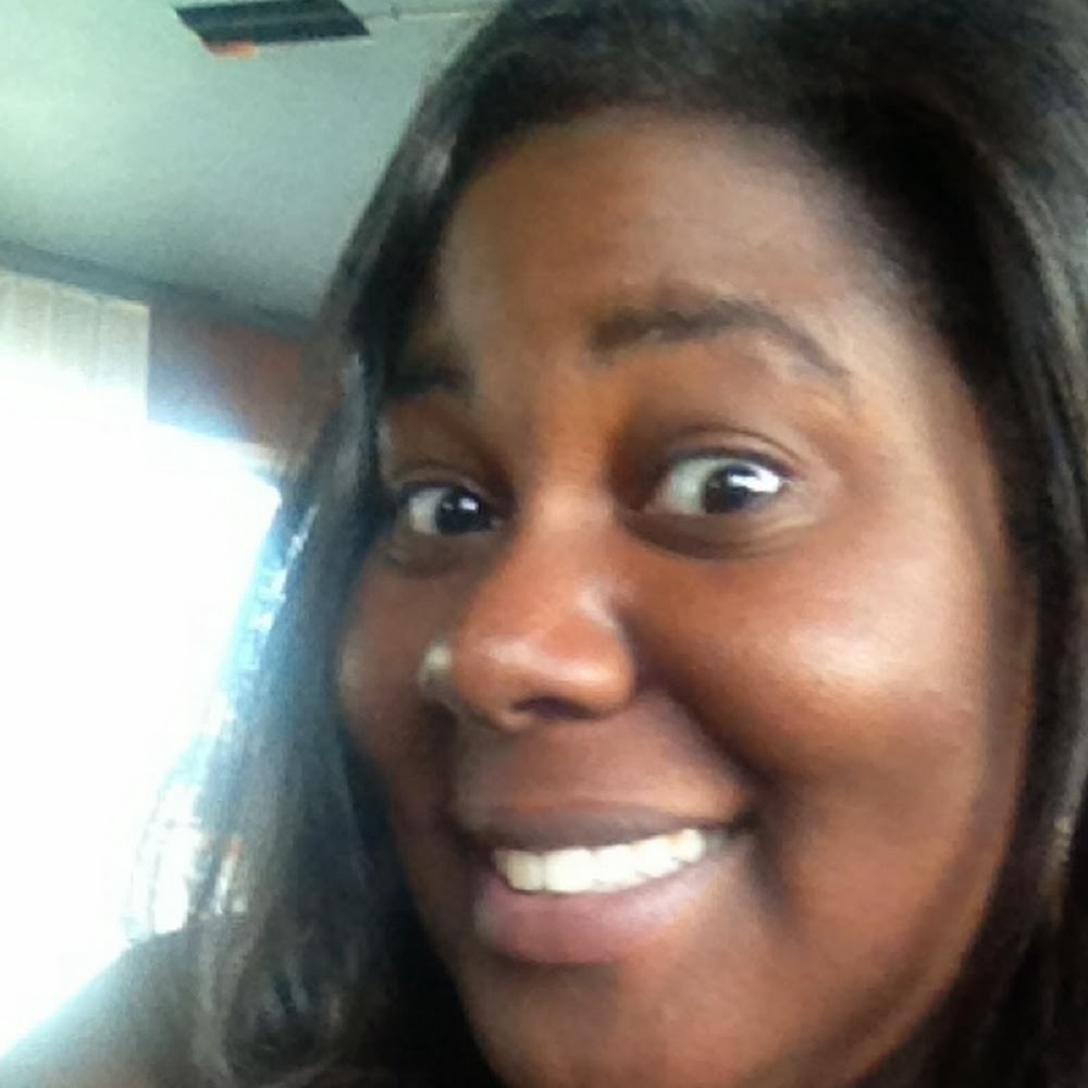 Meet your Posher, Adrienne