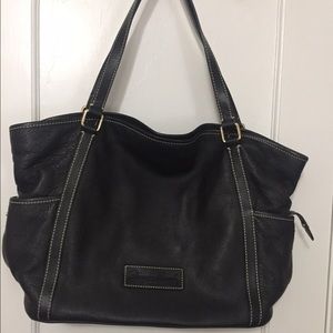 Dooney & Bourke black handbag