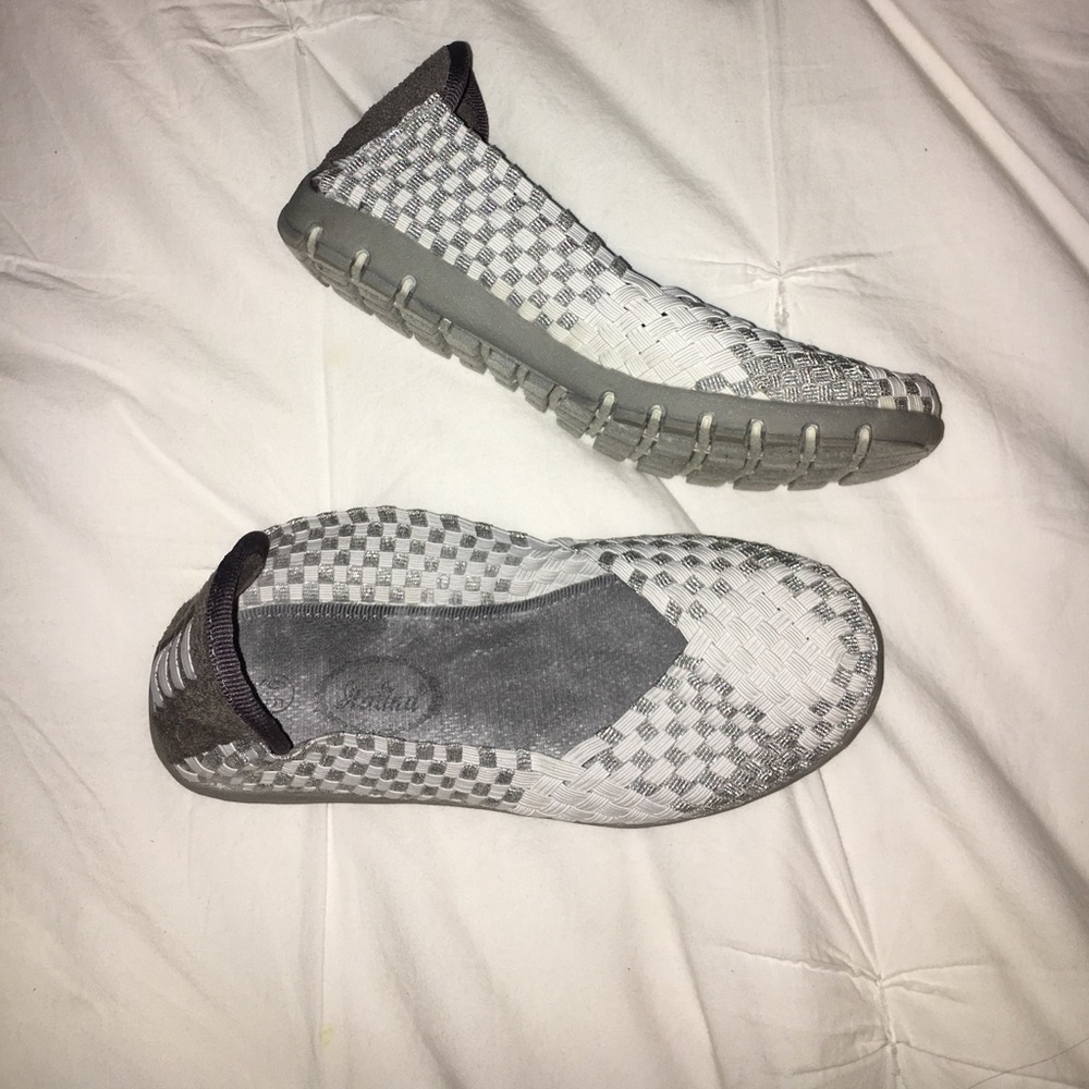 Weave shoe