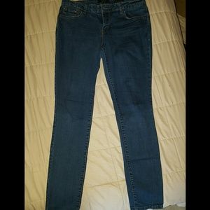 Jessica Simpson sz 10 / 30 inch waist skinnies