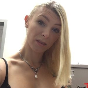 Meet your Posher, Alena