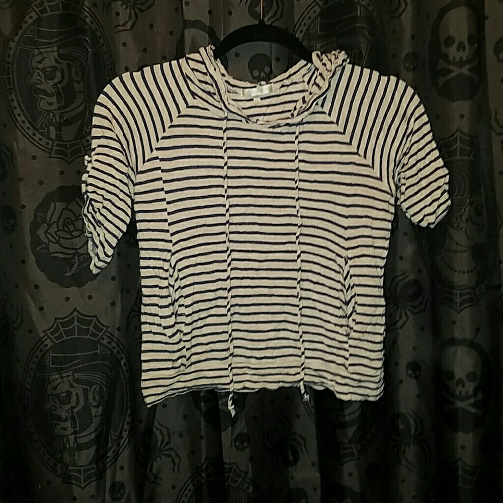 Striped 3 quarter sleeve crop top