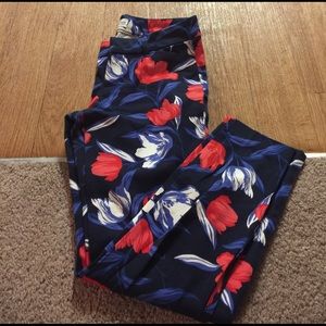 Old Navy Pixie Trousers