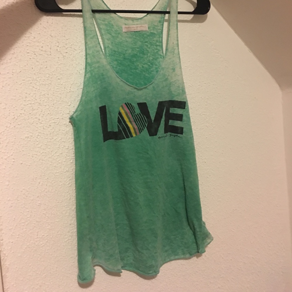Flowy tank