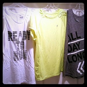 🏋🏋Bundle of 3 Old Navy active shirts.🏋🏋