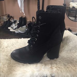 Steve Madden booties