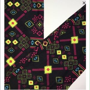 🦄 Brand new LuLaRoe one size leggings