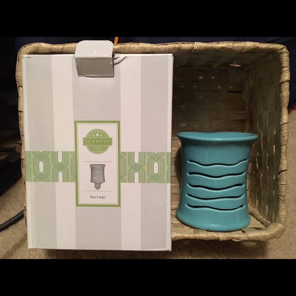 Scentsy warmer