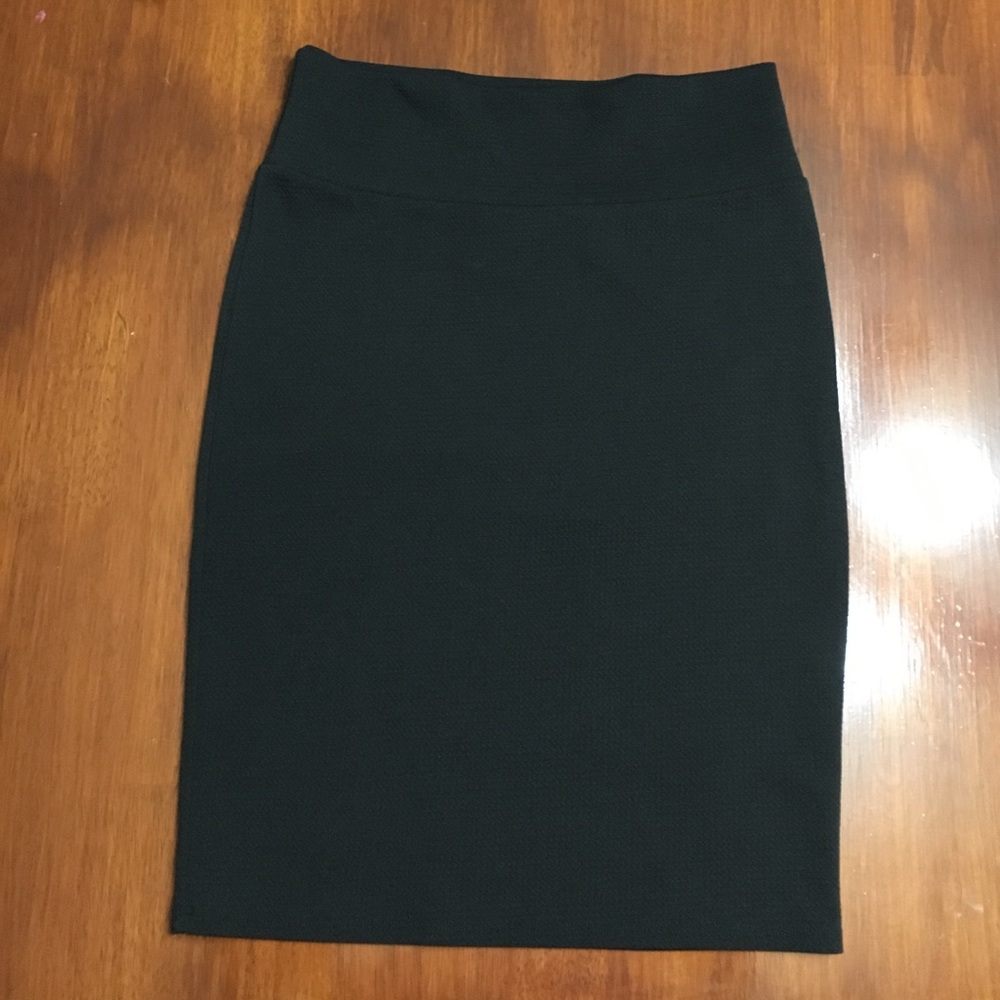 Solid black Cassie LLR