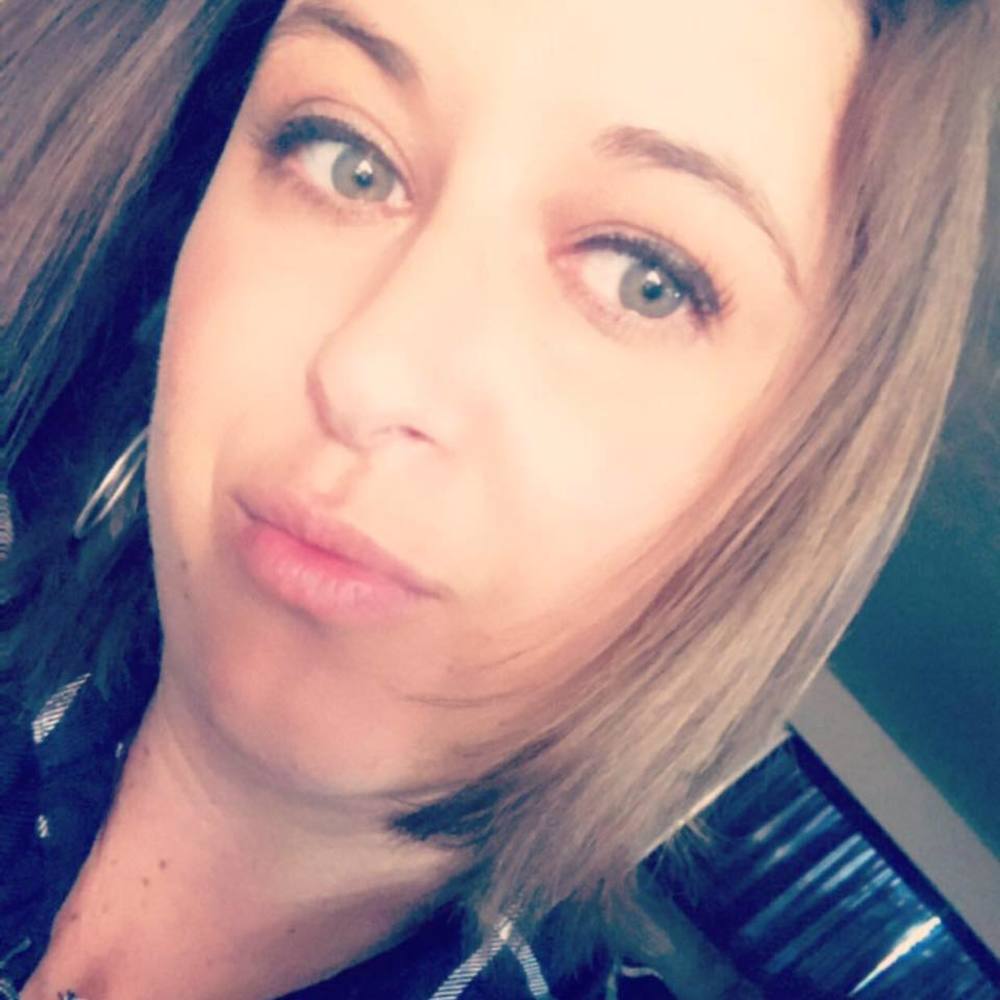 Meet your Posher, Lindy